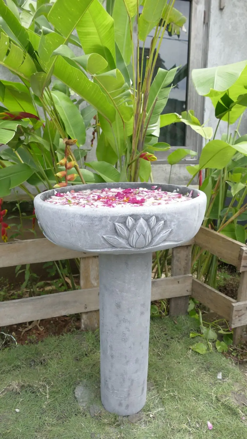 Product image 3 of the product “Bandung - Bowl with lotus motive, single flower, Ø 50 cm | cast stone ”
